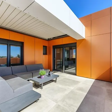 Luxury Penthouse Ve - Sea View * أوماغ