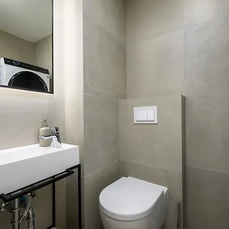 Luxury Penthouse Ve - Sea View أوماغ